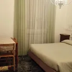 Minihouselarissa Diverona ゲストハウス