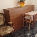 ゲストハウス Minihouselarissa Diverona