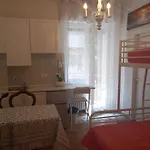 Minihouselarissa Diverona