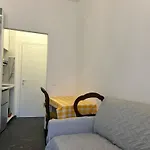 Minihouselarissa Diverona