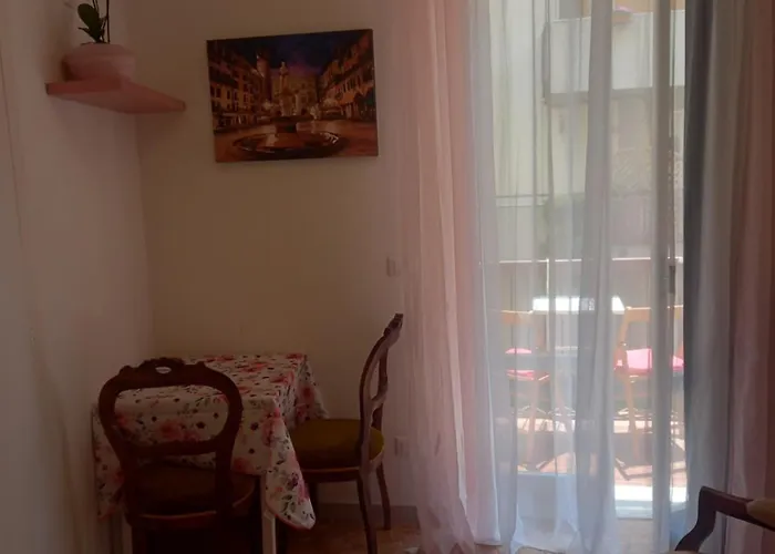 Minihouselarissa Diverona Гостевой дом 3*