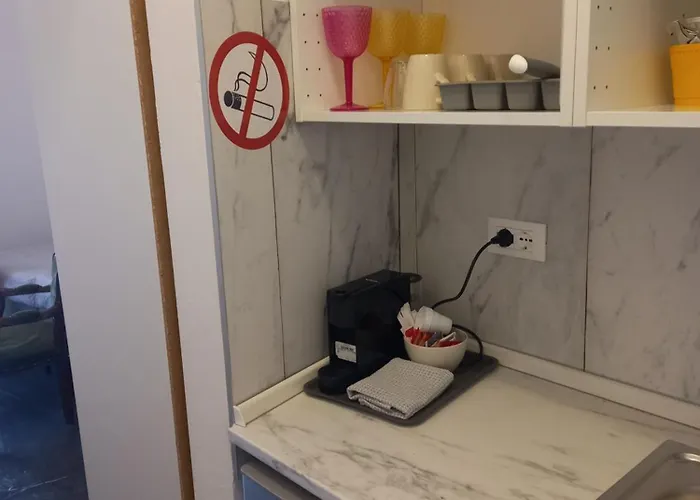 Minihouselarissa Diverona Гостевой дом Верона