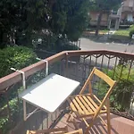 게스트하우스 Minihouselarissa Diverona