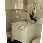 Minihouselarissa Diverona Gæstehus Verona