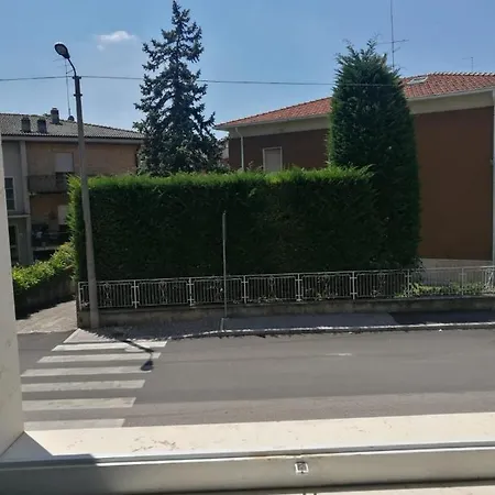 Minihouselarissa Diverona 3*