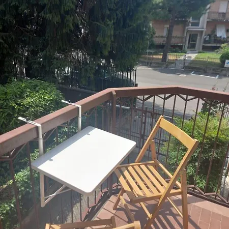 Pensjonat Minihouselarissa Diverona