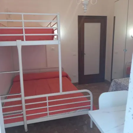 Minihouselarissa Diverona Casa de hóspedes Verona