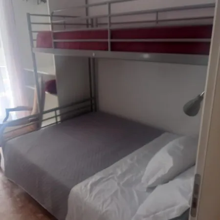 Minihouselarissa Diverona Gasthuis Verona