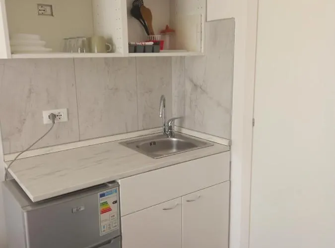 Minihouselarissa Diverona Gasthuis 3*