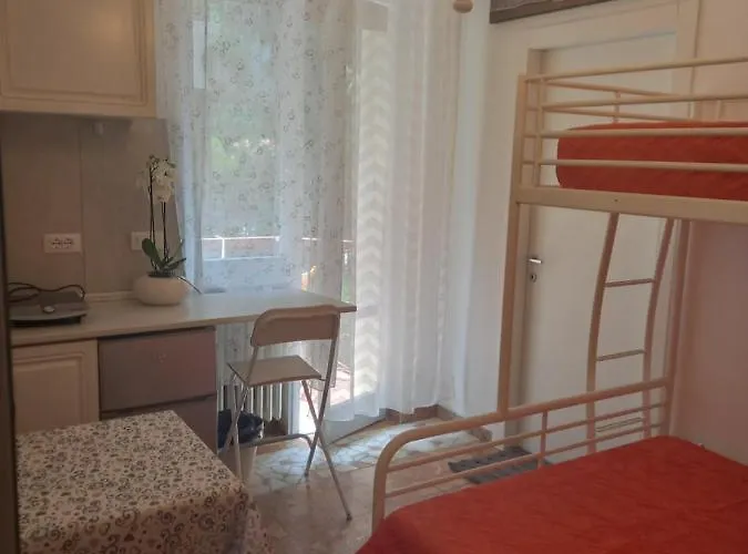 Minihouselarissa Diverona 3* Verona