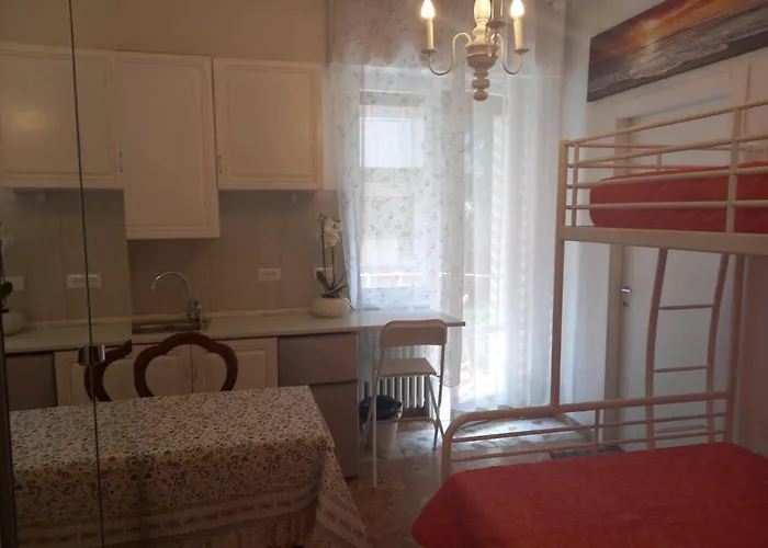 Minihouselarissa Diverona