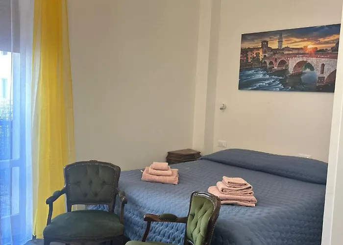 Gasthuis Minihouselarissa Diverona Verona