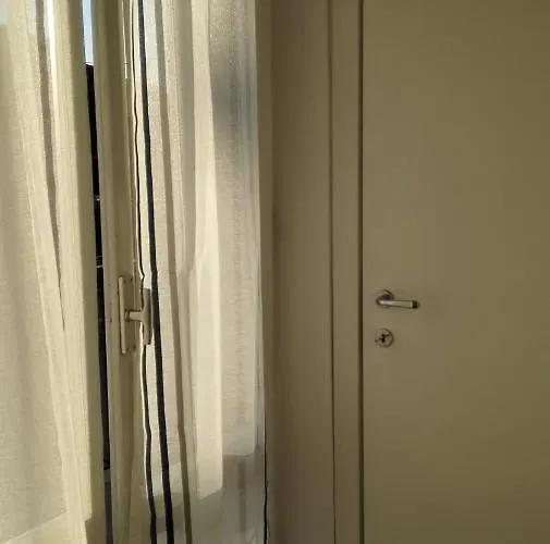 Minihouselarissa Diverona