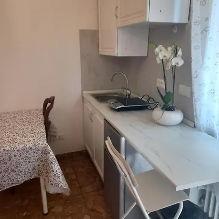 Minihouselarissa Diverona Verona