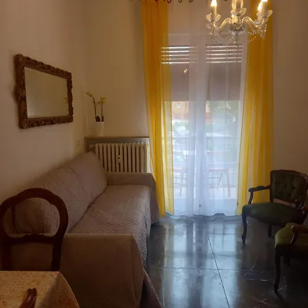 Minihouselarissa Diverona 3* Verona